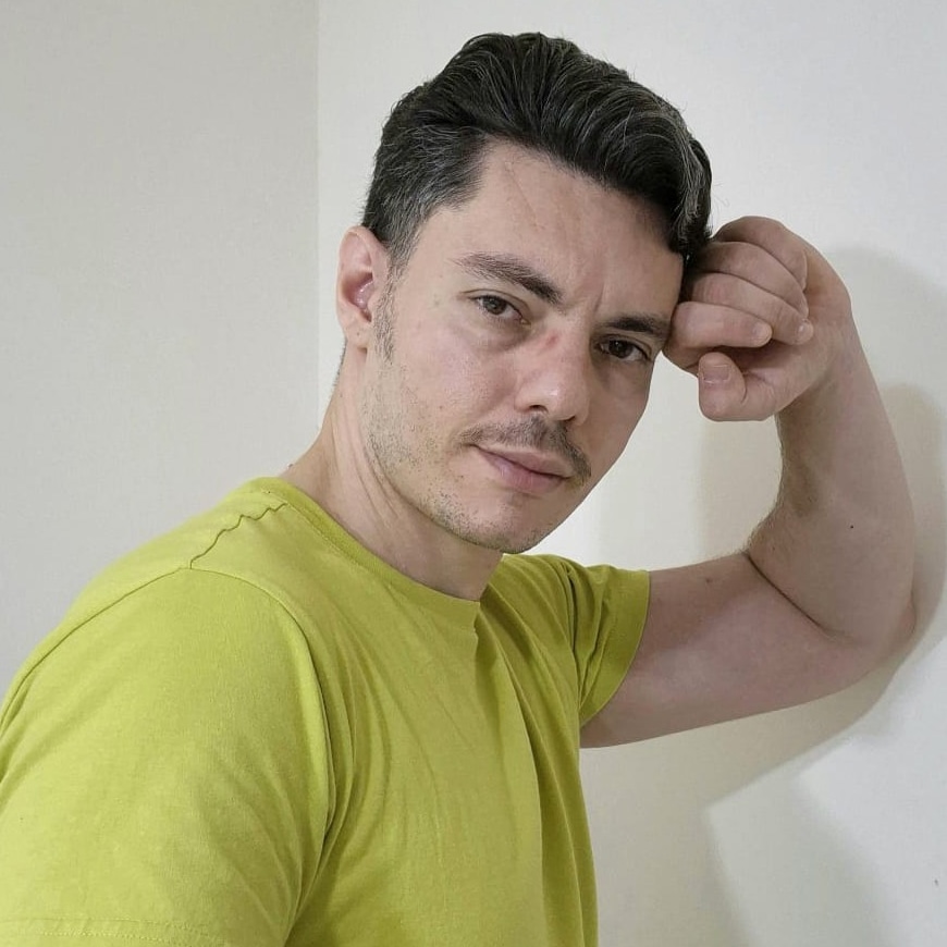 Attore di Teatro, Cinema, e Televisione, tra le apparizioni tv recita nella soap opera Un Posto al Sole, a cinema nel film Lo chiamavano Jeeg robot, e nel cortometraggio il Signor Buonomo. Nel 2016 è protagonista della Sitcom Radio “Assunta & Gennarino” premiata al “Roma Web Independent Award” come miglior sketch Italiana. Esordisce come aiuto regista del cortometraggio “Elastic Heart” diretto da Giuseppe Cossentino, in concorso ai David di Donatello 2023, è vincitore in concorso al Rome Web Awards come “miglior Trailer, miglior Sceneggiatura e miglior Musica”. Nel 2017 è candidato come Attore non protagonista al “Rome Web Awards” per aver interpretato il ruolo del bullo in Elastic Heart.